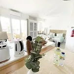 Seaview - 10 Min. Beach, Private Condo, Pool, Grill & Free Parking Apartamento *