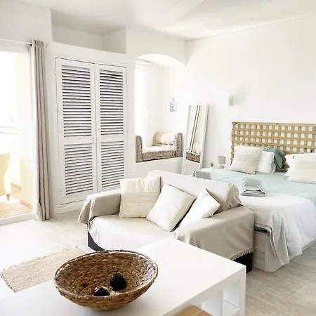 Lejlighed Seaview - 10 Min. Beach, Private Condo, Pool, Grill & Free Parking
