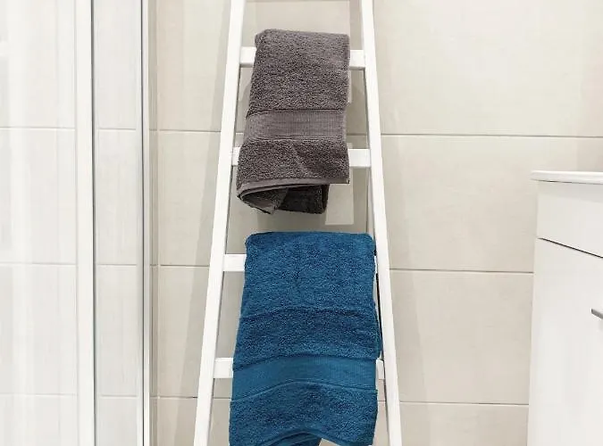 Seaview - 10 Min. Beach, Private Condo, Pool, Grill & Free Parking * Албуфейра