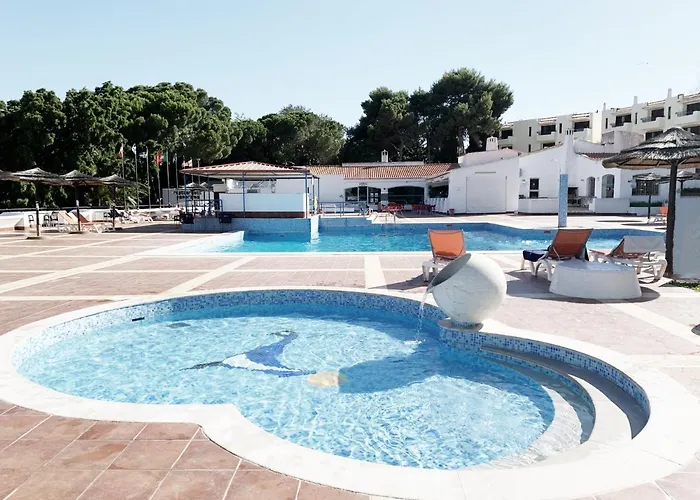 Апартаменти Seaview - 10 Min. Beach, Private Condo, Pool, Grill & Free Parking *