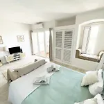 Seaview - 10 Min. Beach, Private Condo, Pool, Grill & Free Parking Албуфейра